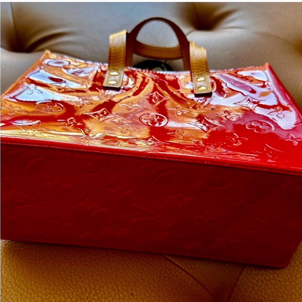 Authentic Louis Vuitton Red Vernis Monogram Tote Bag with Vachetta Handles - Picture 9 of 11